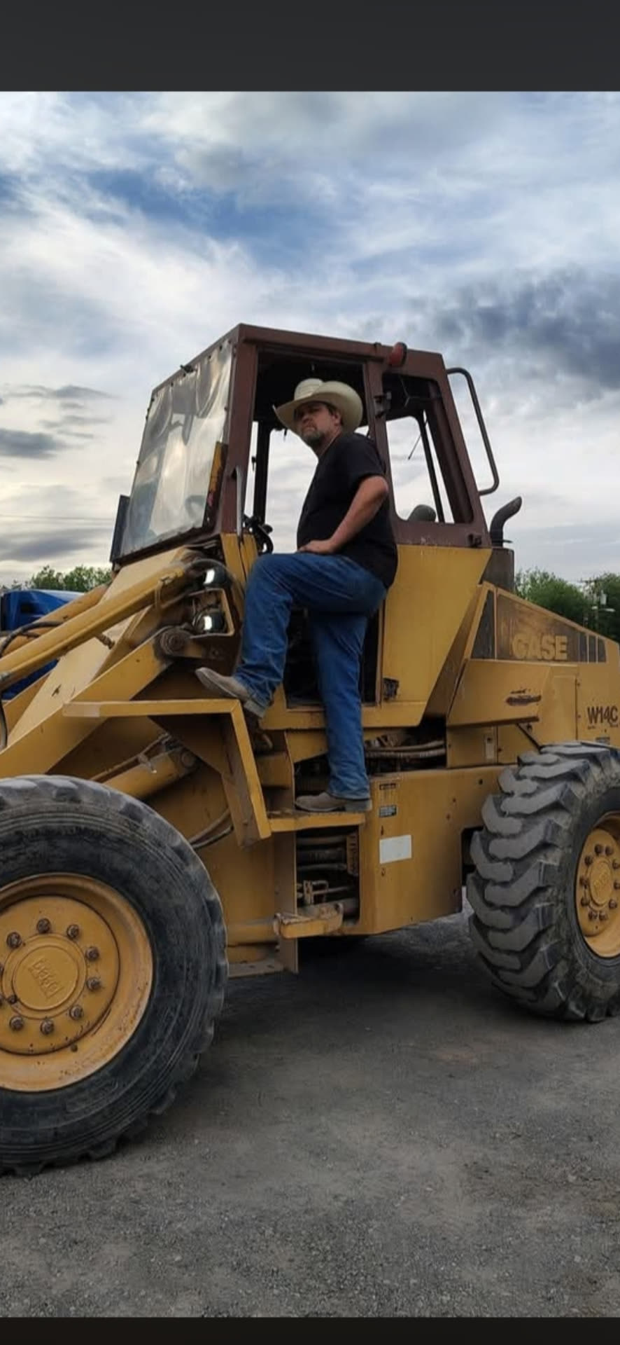 On the CASE W14C loader — 35 years in diesel